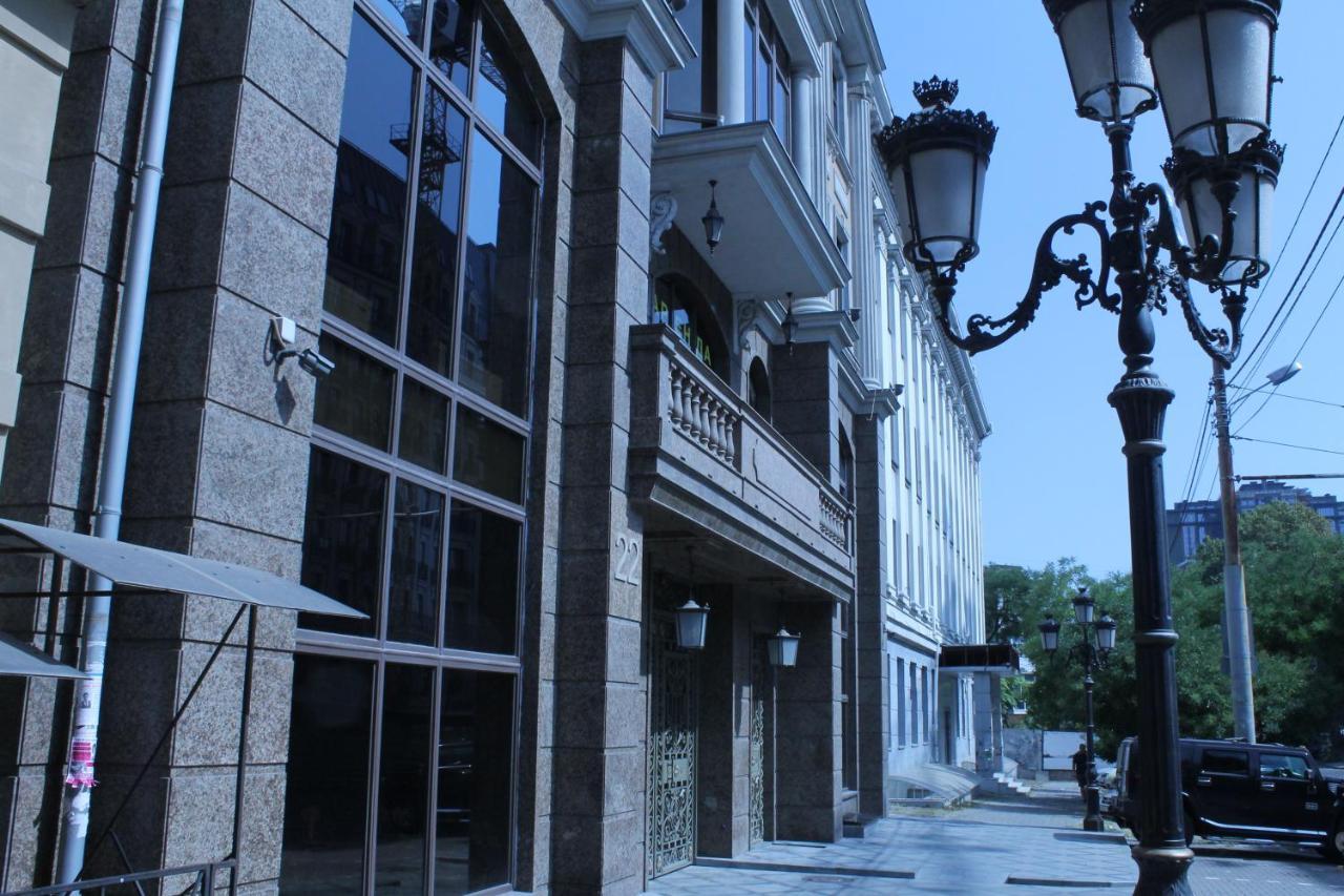 Apartment - Heart Of Odessa ภายนอก รูปภาพ
